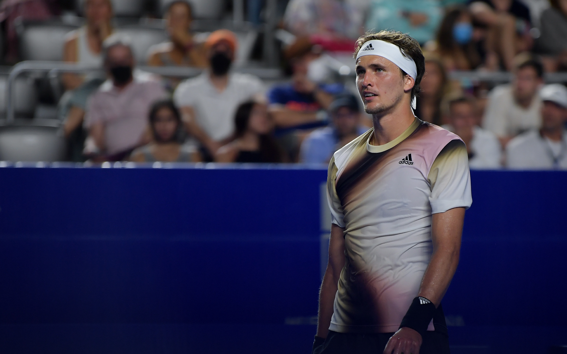 Теннисист Зверев одержал победу в самом позднем матче в истории ATP