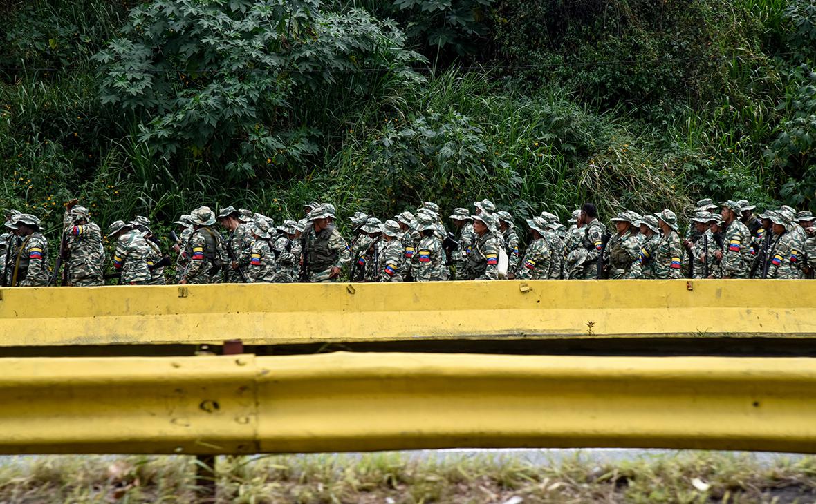 Венесуэла нарастила военные силы у спорной с Гайаной территории0