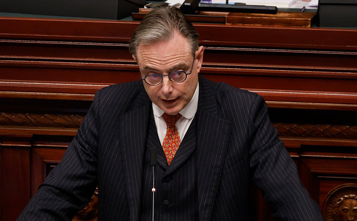 Барт де Вевер