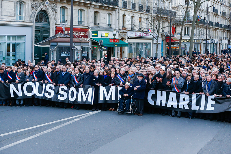 «Мы все Шарли»: сотни тысяч французов вышли на «Республиканский марш»
