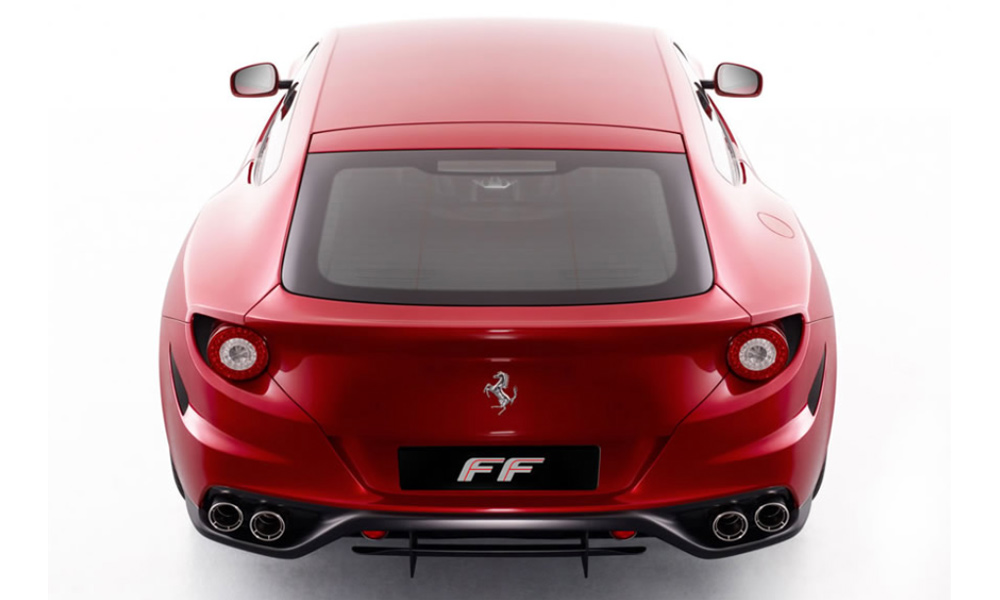 Ferrari собрала огромный универсал. Фото