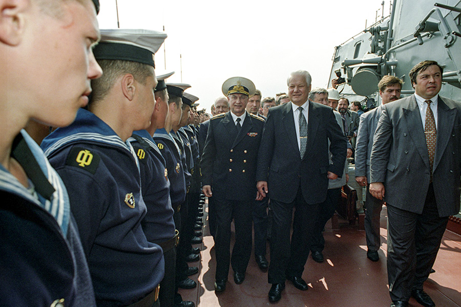 В 1996 году крейсер посетил президент Борис Ельцин.&nbsp;Глава государства заполнил первый лист в книге почетных посетителей, выступил перед экипажем и вручил&nbsp;личный штандарт

