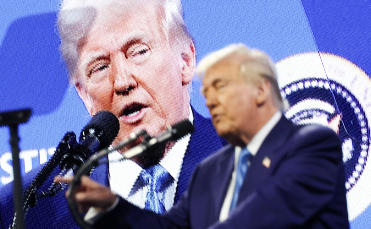 Kevin Lamarque / Reuters