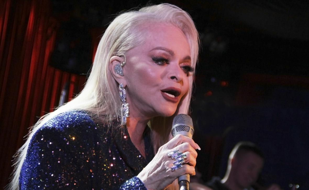 Лариса Долина