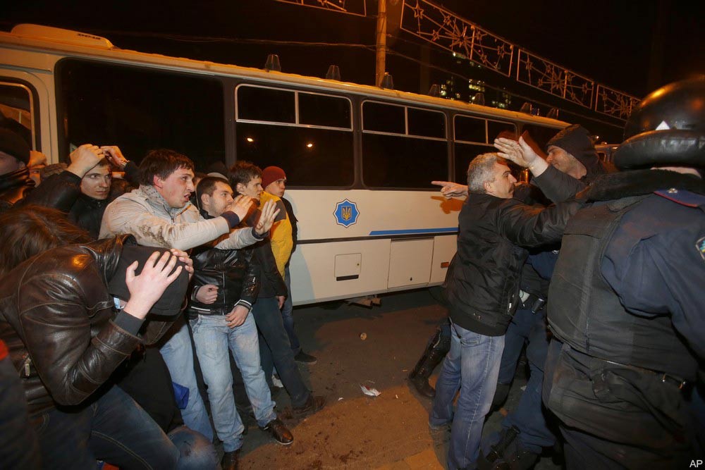 Митинги в Донецке переросли в бойню