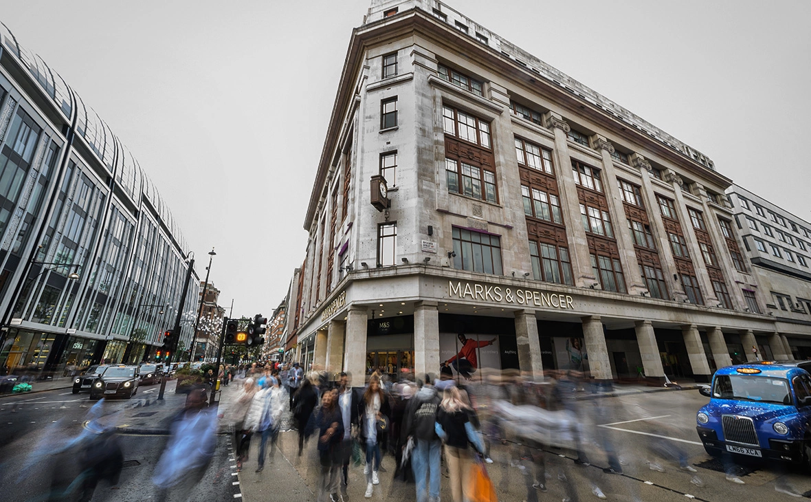 Leon Neal / Getty Images