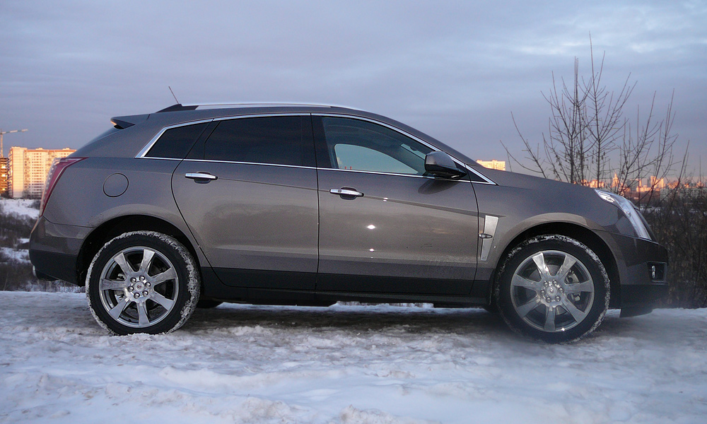 Cadillac SRX – американец с европейскими замашками