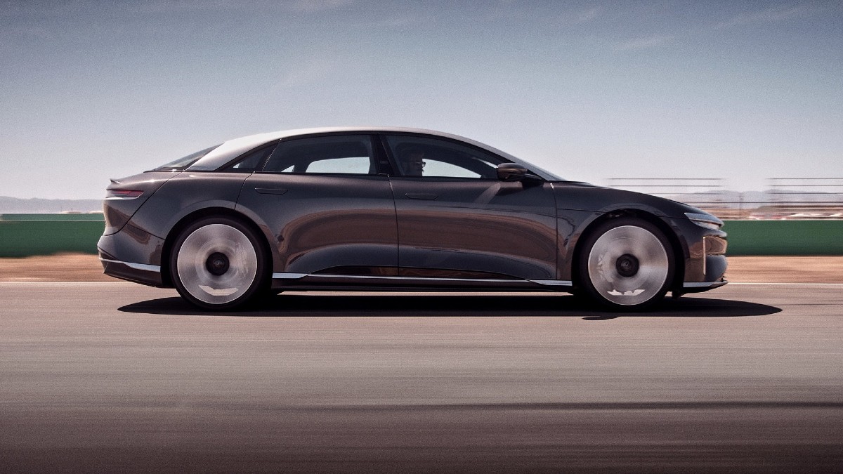 Конкурент Tesla выпустил 1065-сильный электрокар стоимостью $179 тыс.
