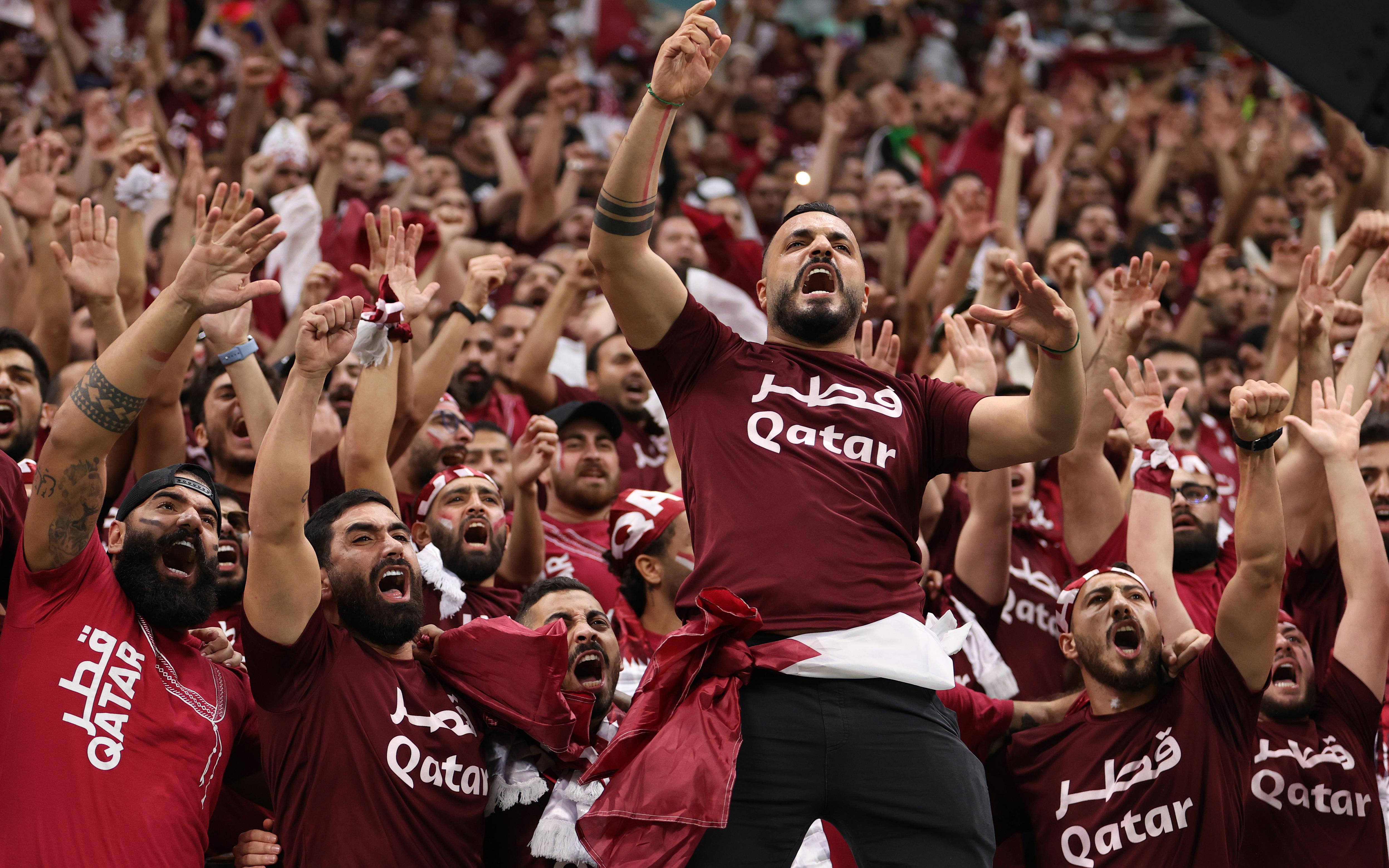 Болельщики сборной Катара на матче открытия чемпионата мира 2022