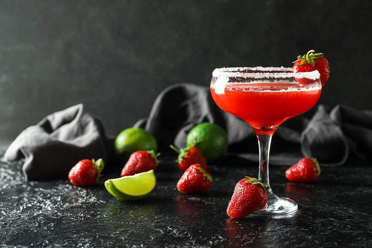 Рецепт коктейля прост, чтобы приготовить его дома, нужны всего четыре основных ингредиента