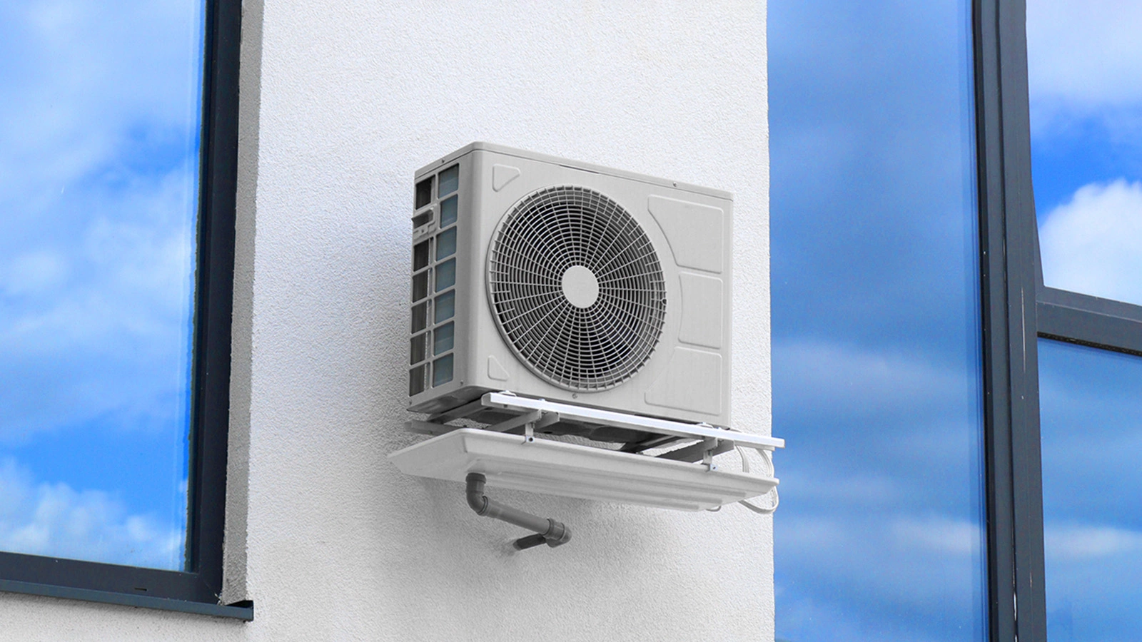 Назван размер штрафа за незаконную установку кондиционера