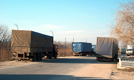 С февраля транзитные грузовики не пустят на МКАД