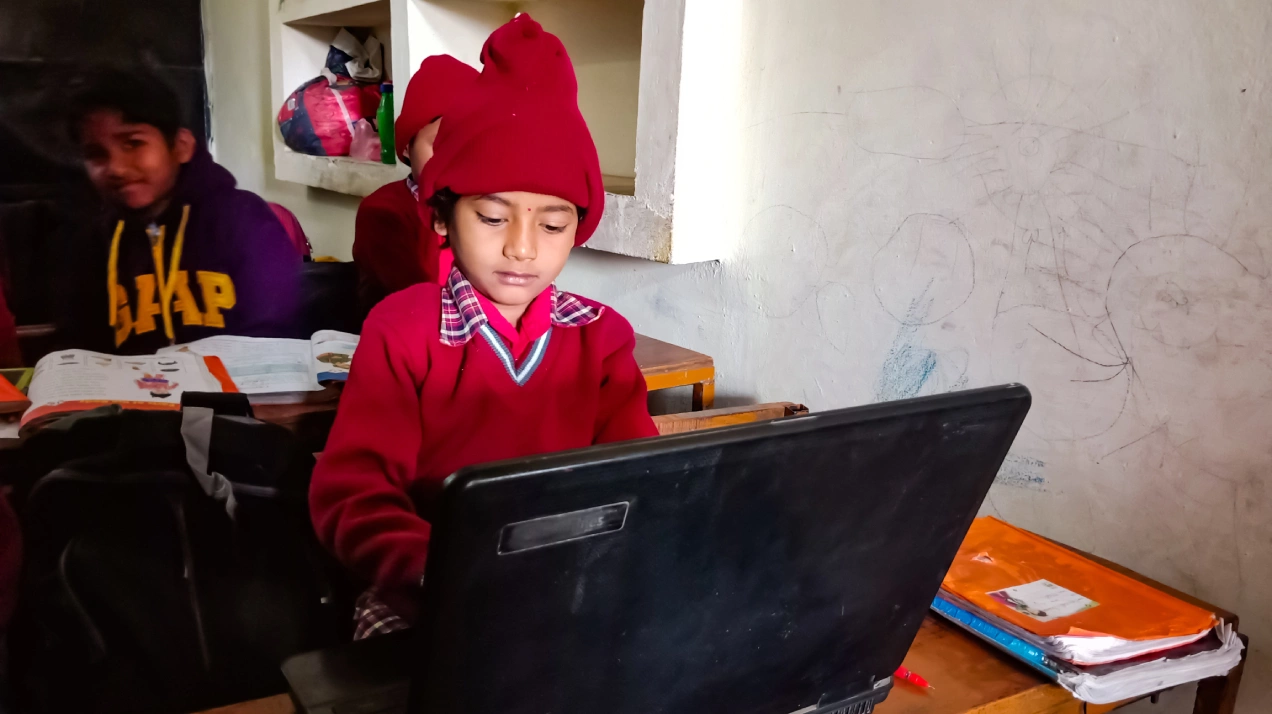 Почему в Индии не получается быстро и дешево подключить деревни к Сети