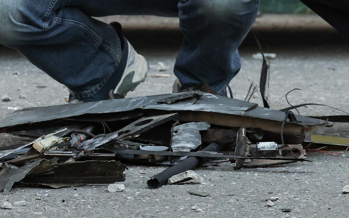 В Таганроге обломки дрона упали на территории авиастроительного комплекса