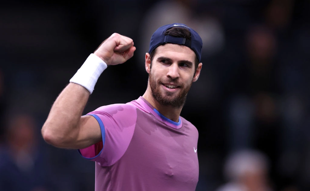  Julian Finney / Getty Images