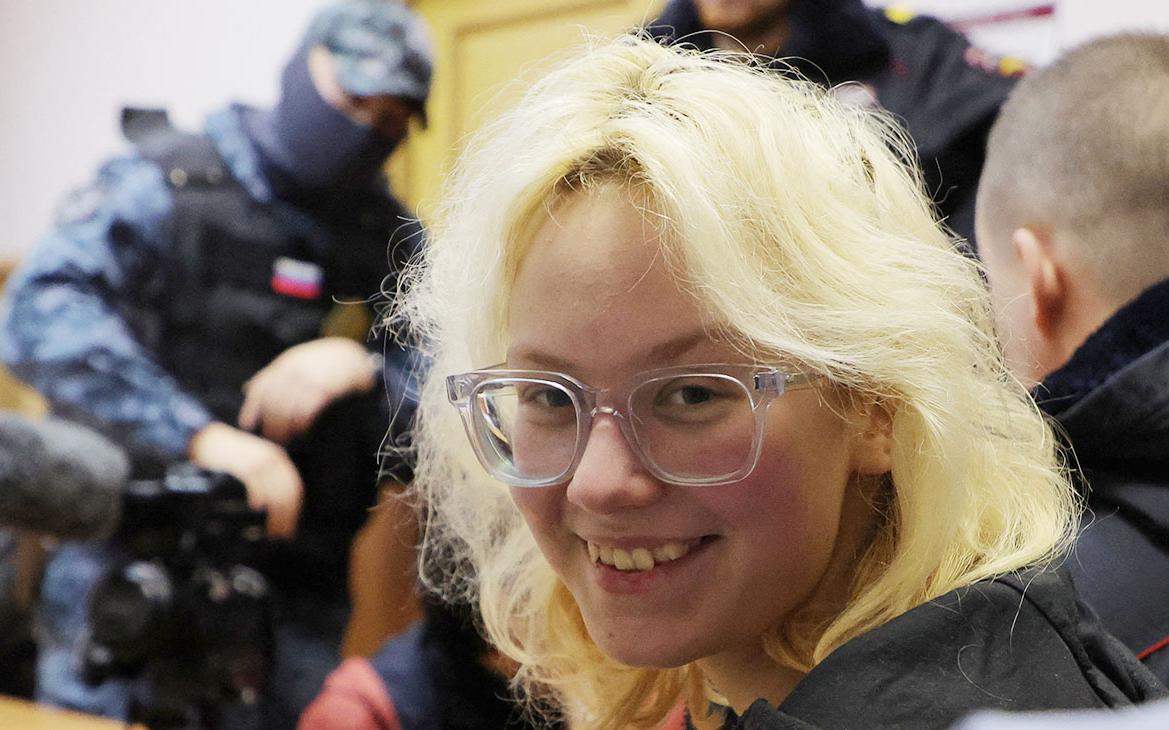 Певицу Наоко снова арестовали на 13 суток