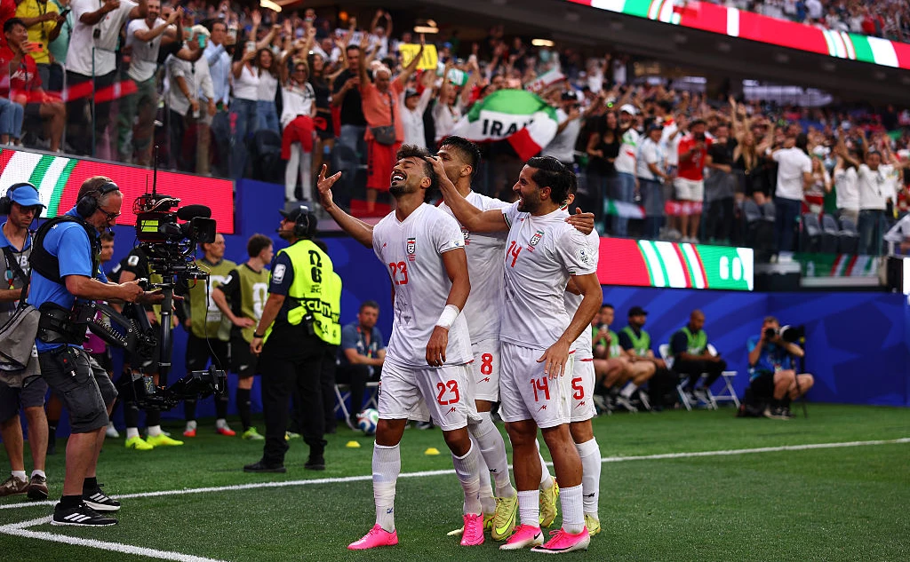 Dean Mouhtaropoulos / Getty Images