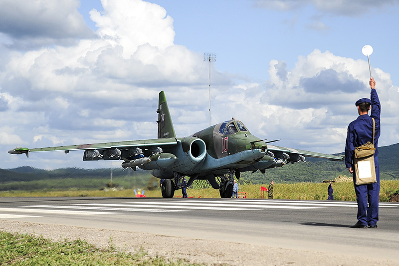Штурмовик Су-25 &laquo;Грач&raquo;. Архивное фото