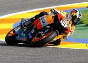 MotoGP: Педроса выиграл Гран-при Валенсии