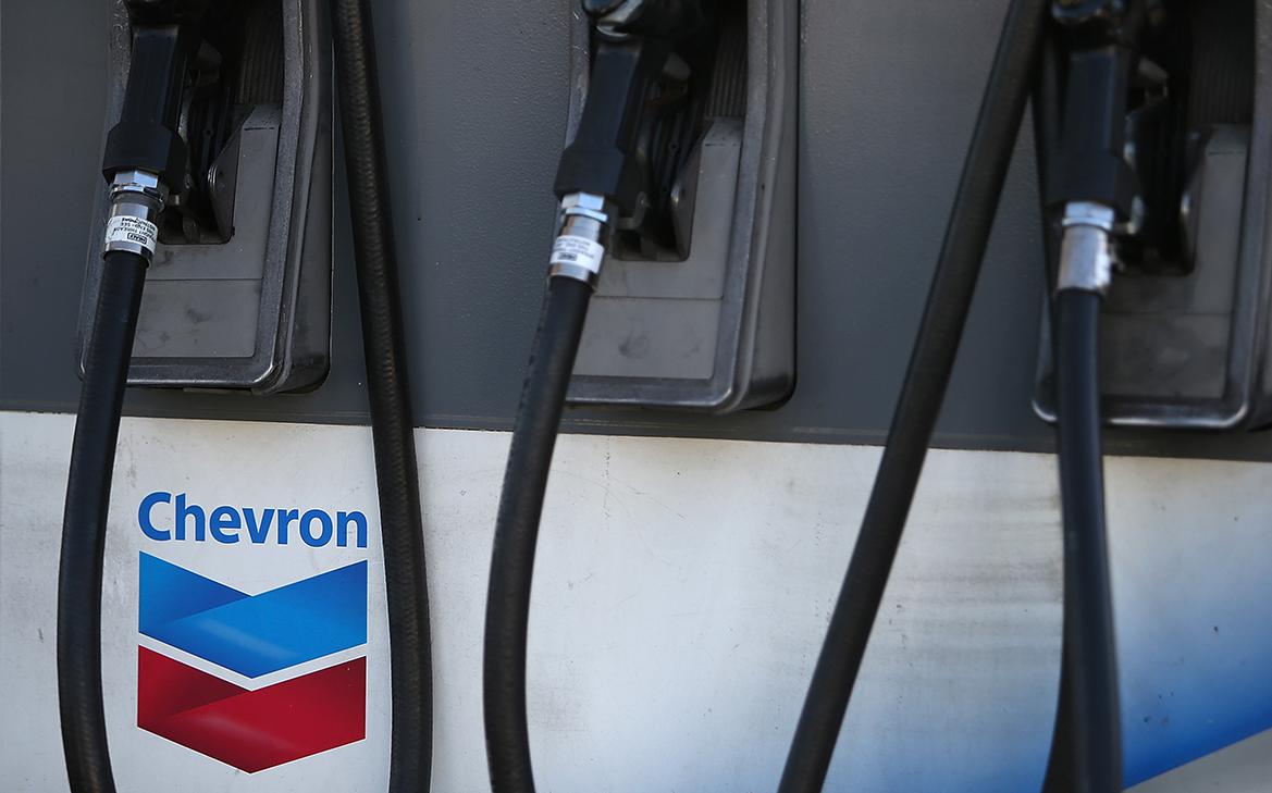 Bloomberg узнал о тайном разрешении Chevron при Байдене обходить санкции