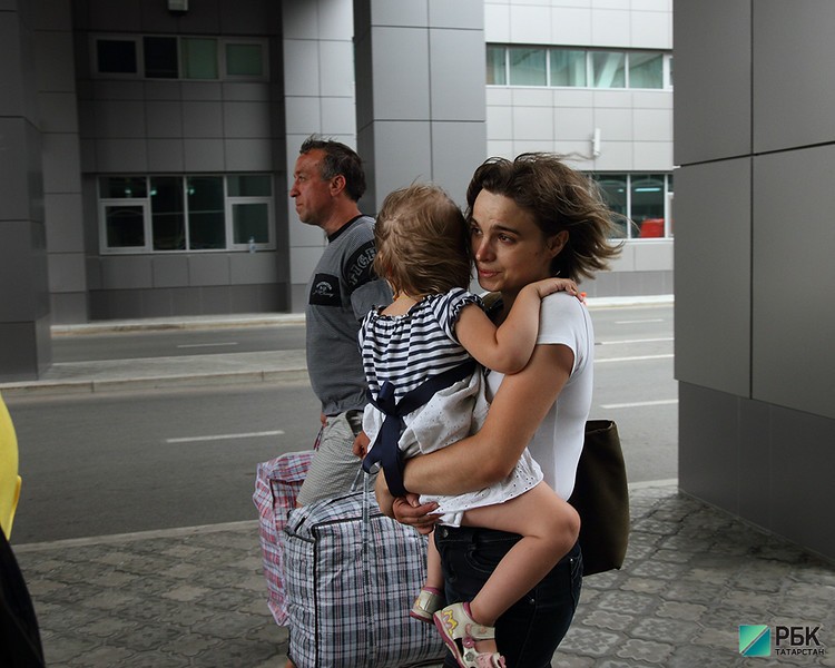 В Казань прибыл первый самолет с беженцами из Украины