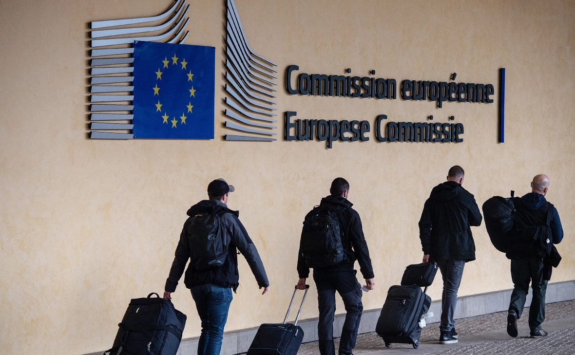 Leon Neal / Getty Images