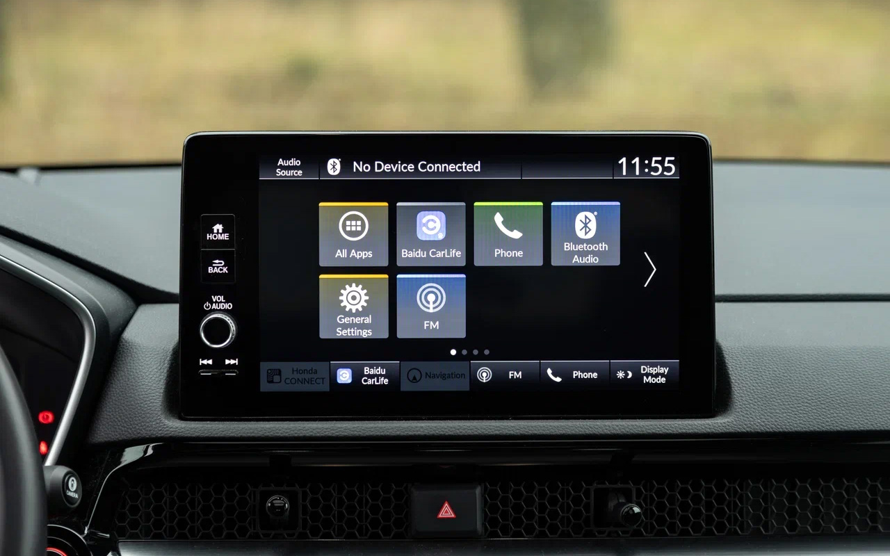 Проигрывать музыку &mdash; вот, пожалуй, главное назначение мультимедийки в&nbsp;Honda CR-V. Благо, в старших комплектациях идет акустика Bose c 12 динамиками