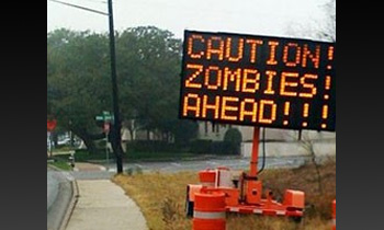 В США появились дорожные знаки, предупреждающие о появлении зомби