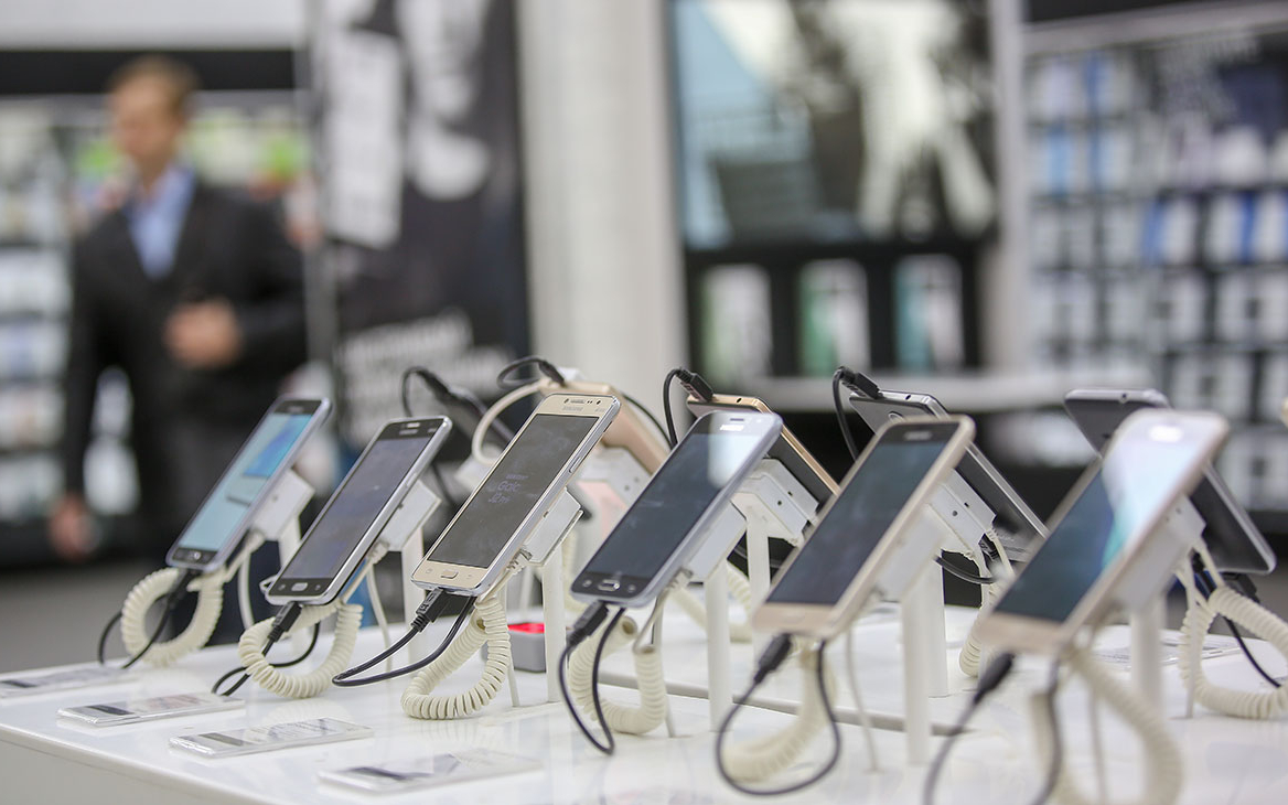 Ретейлеры зафиксировали рост средней цены смартфона на ₽1 тыс.