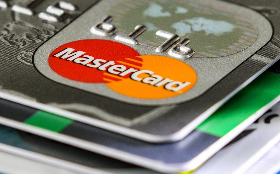 У части карт Visa и Mastercard истекут сертификаты безопасности в России