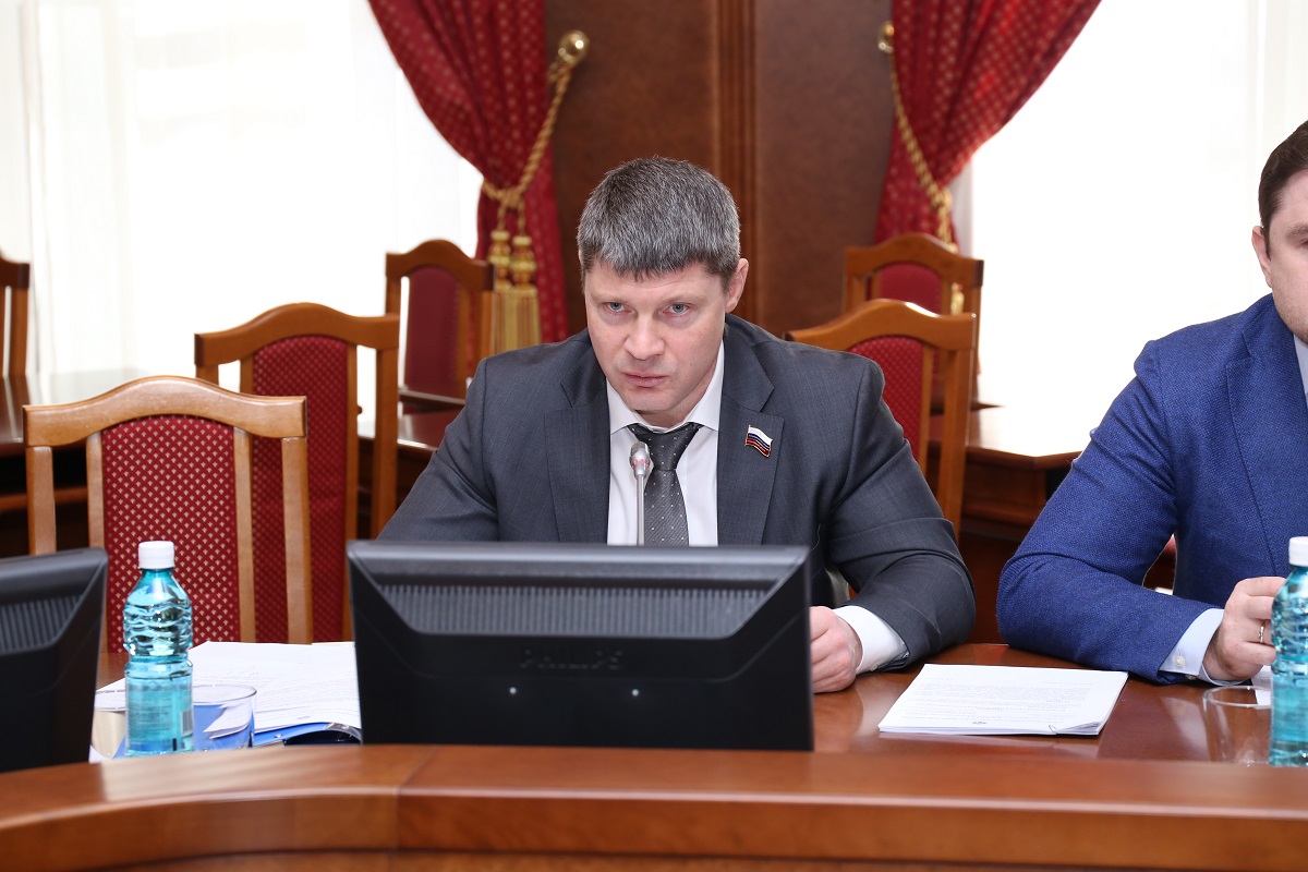Заместитель председателя бюджетного комитета Валентин Сичкарев