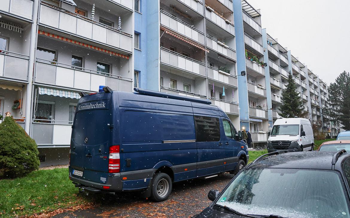 Взявший заложников в ТЦ Дрездена умер от ранений