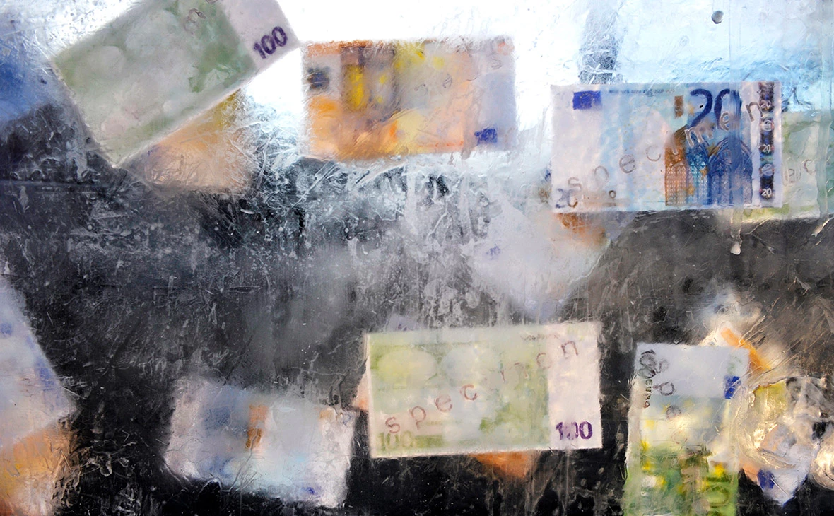 Eric Vidal / Reuters