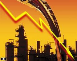 Цены на нефть упали более чем на доллар
