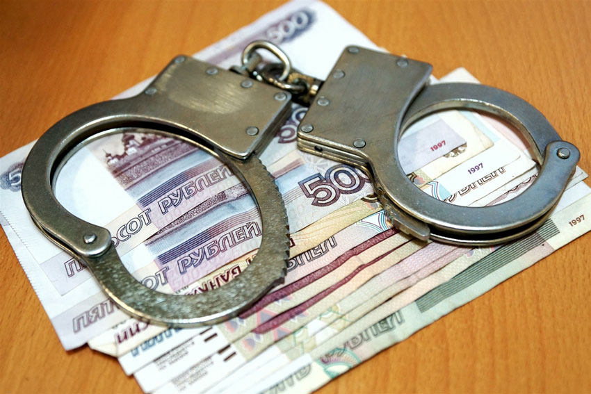 Банду черных риэлторов в Петербурге возглавляли полицейские