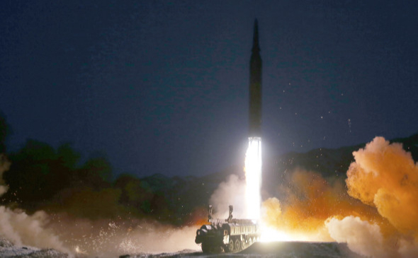 Южная Корея сообщила о запуске баллистической ракеты КНДР"/>













