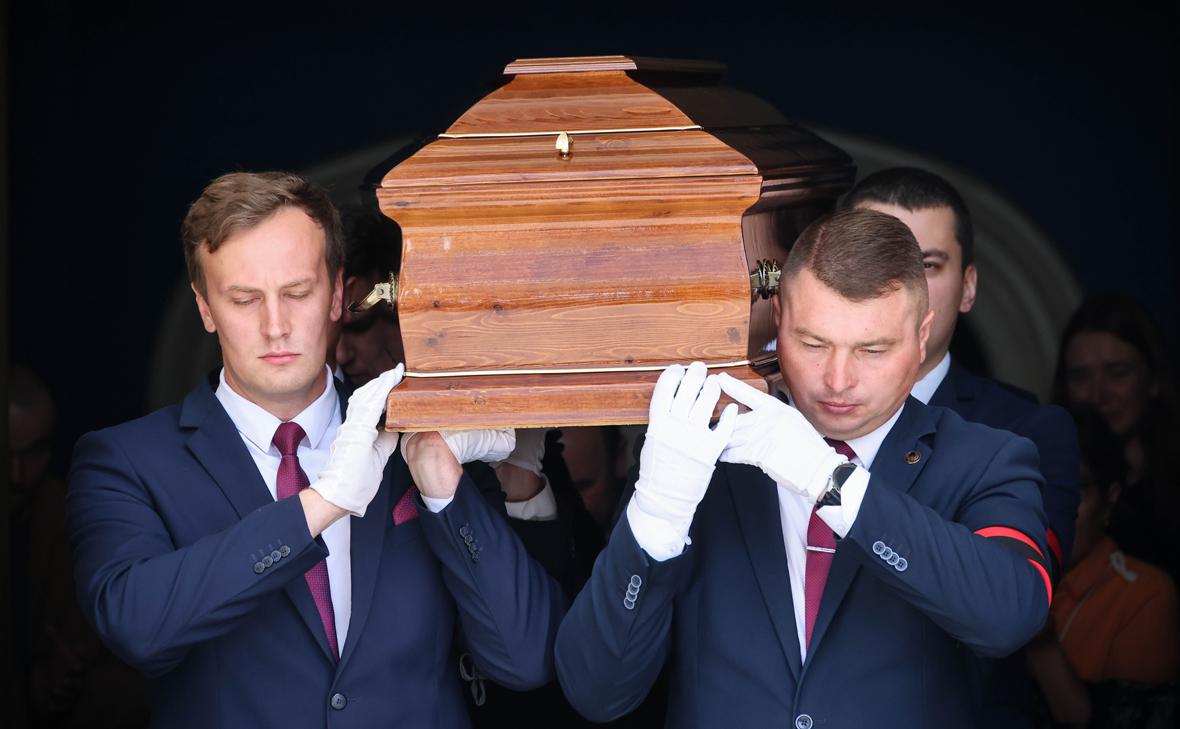 Актера Сафронова похоронили на Долгопрудненском кладбище