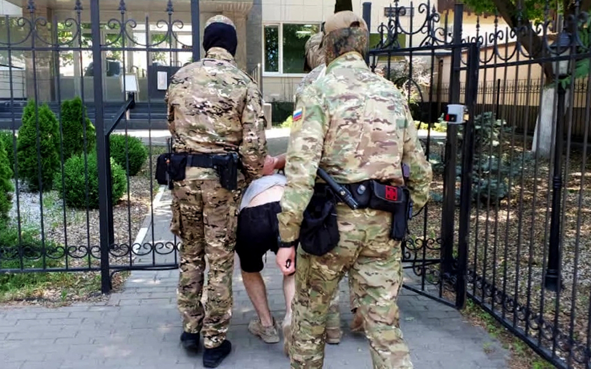 ФСБ сообщила о предотвращении терактов в Москве и Астраханской области
