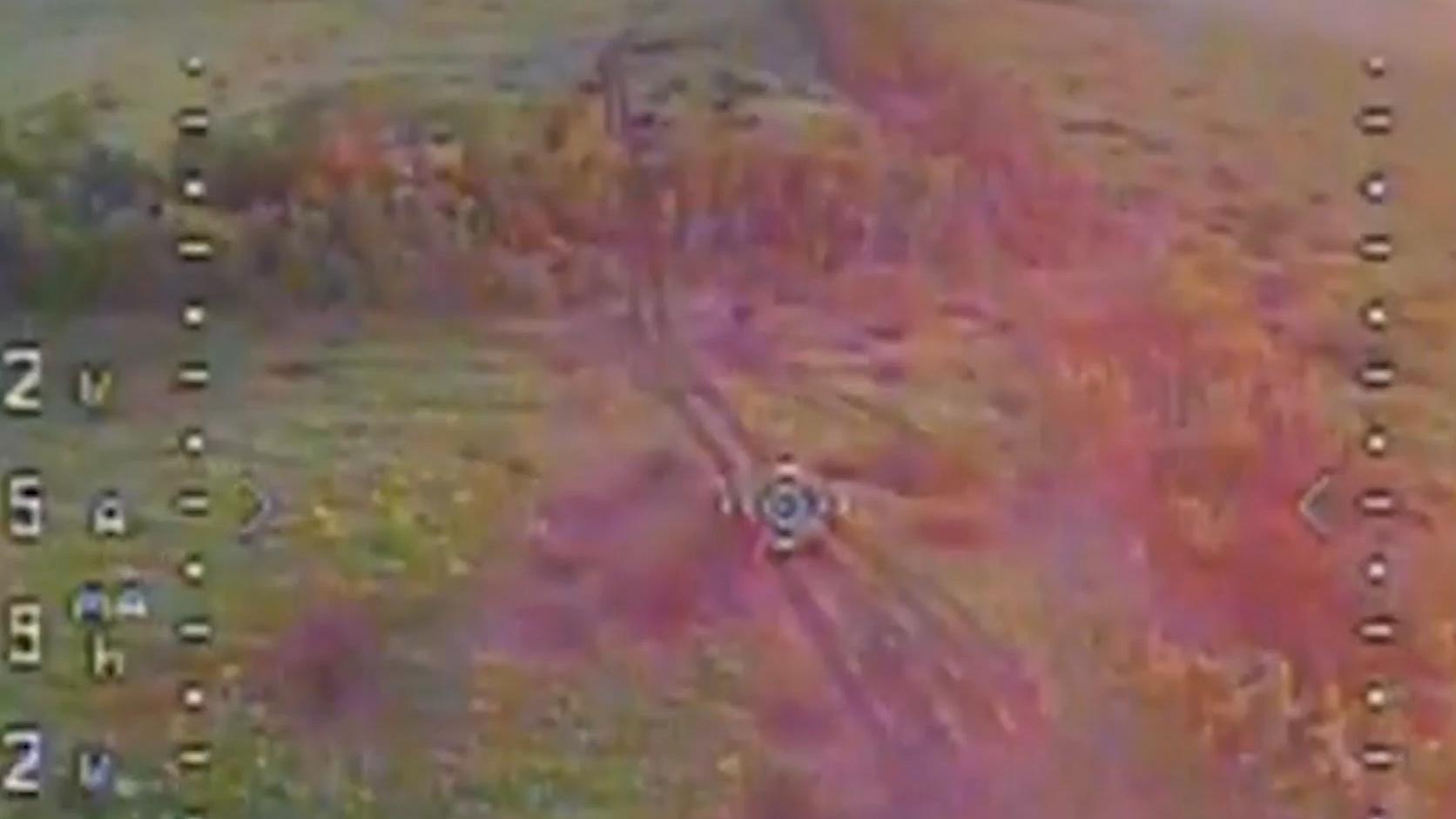 Удар российского дрона-камикадзе по танку Leopard 2. Видео