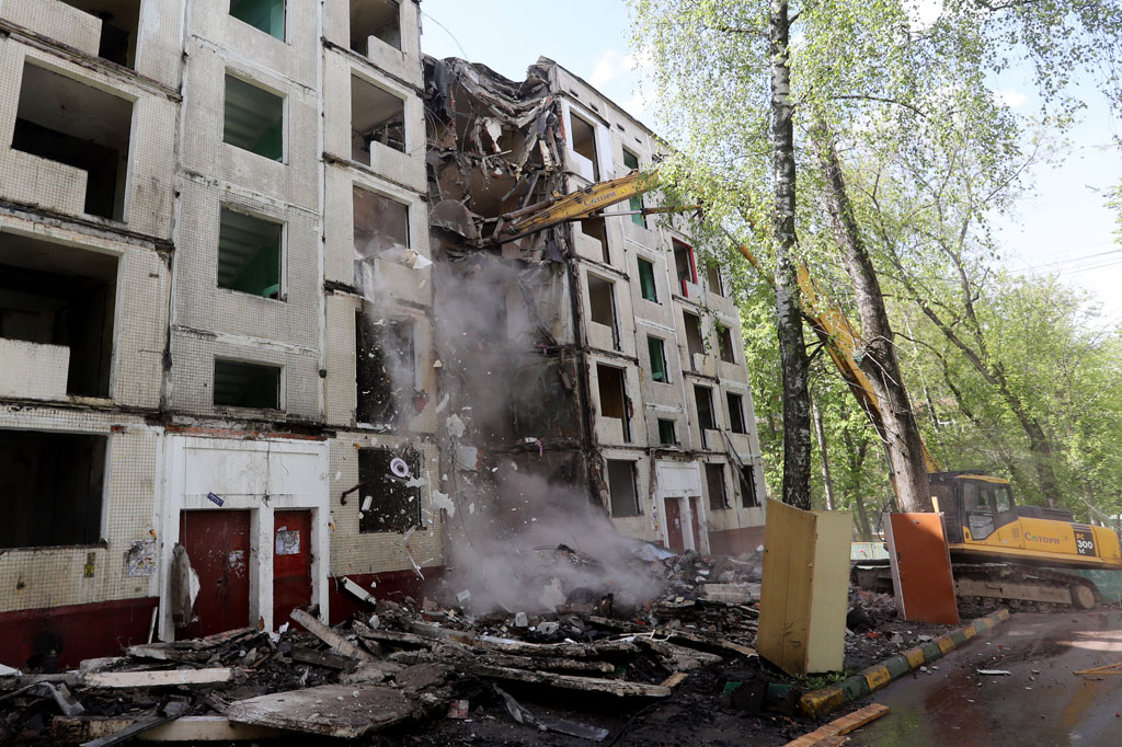 Власти Москвы запустили новую программу реновации. 2 мая 2017 года опубликован перечень пятиэтажек, по&nbsp;которым пройдет голосование жителей о&nbsp;включении в&nbsp;проект программы реновации жилья
