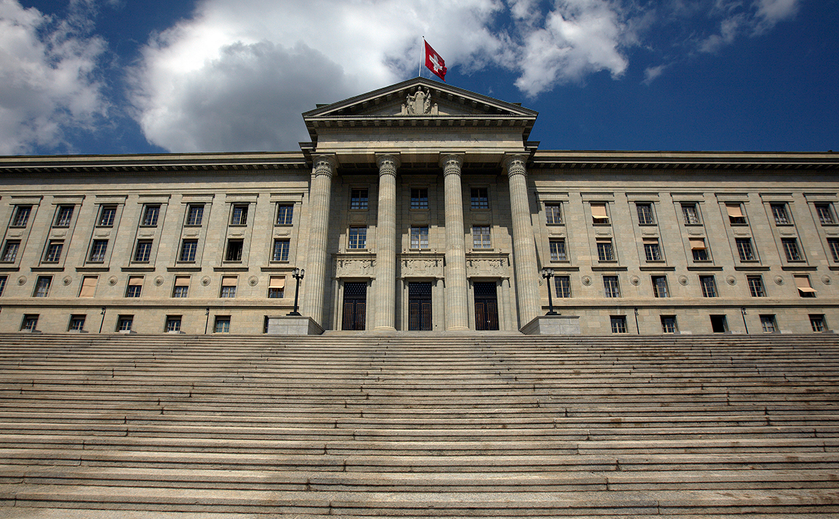 Вид на здание Федерального суда Швейцарии