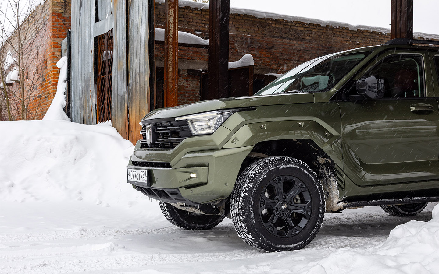 Снаружи Tank 400 выглядит машиной из киберпанка.&nbsp;Цепляет!