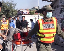 Новый теракт в Пакистане: убиты полицейские и ребенок