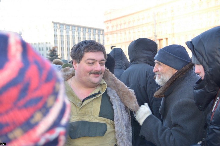 Несанкционированная акция оппозиции на Лубянской площади в Москве