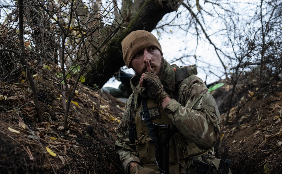 Carl Court / Getty Images