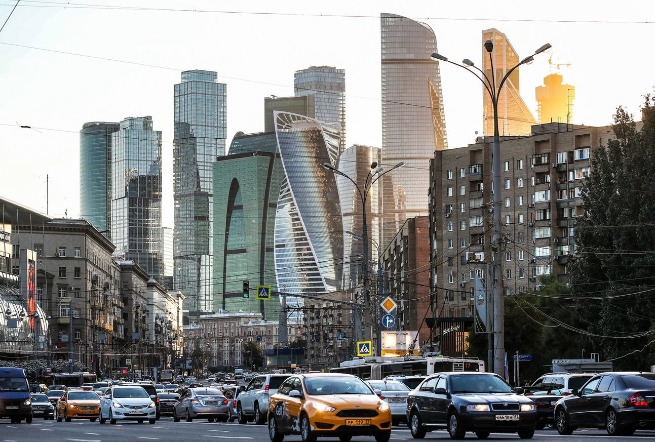 Переполненность «Москва-Сити» давно ожидалась и прогнозировалась, потому в столице запустили развитие альтернативных проектов