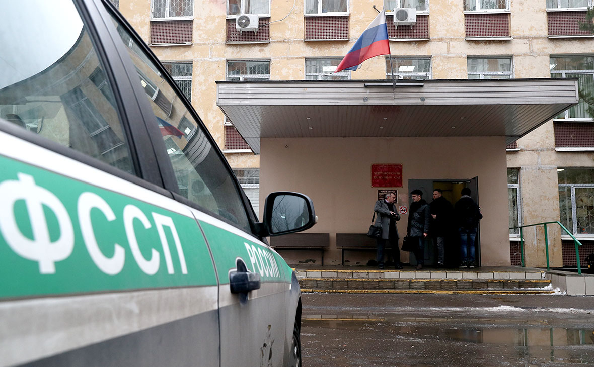 Вход в здание Чертановского суда, где бывший начальник одного из управлений ФСИН РФ Виктор Свиридов покончил с собой