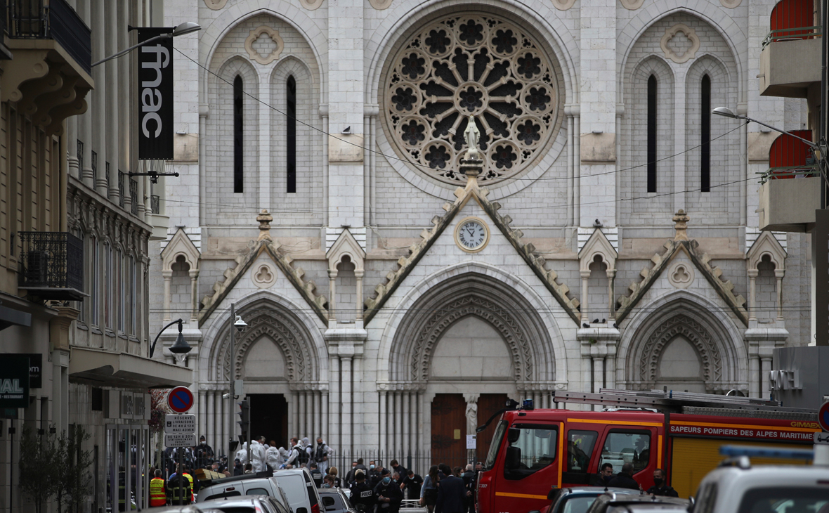 Турция осудила нападение на прихожан церкви в Ницце