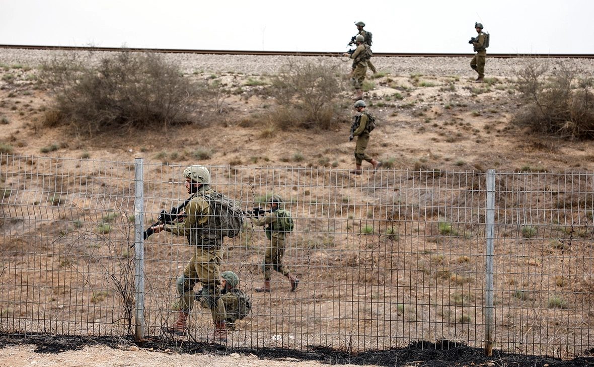 Amir Cohen / Reuters