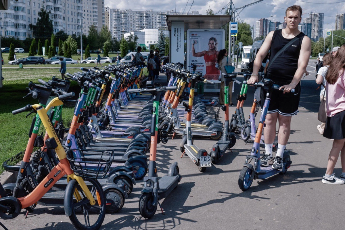 Электросамокаты на улицах Москвы